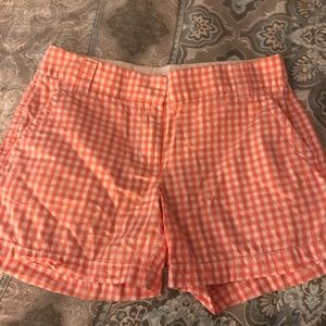 J crew Sz 0 gingham shorts in coral and white.